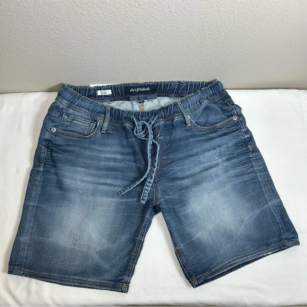 Driftwood Connie‎ Medium Wash Distress Elastic Waist Drawstring Jean Shorts 32
